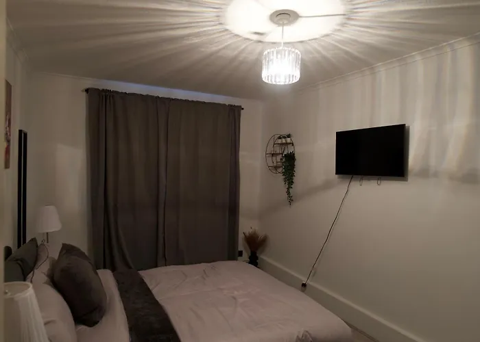 Luxury Wimbledon 2Bed Apartment